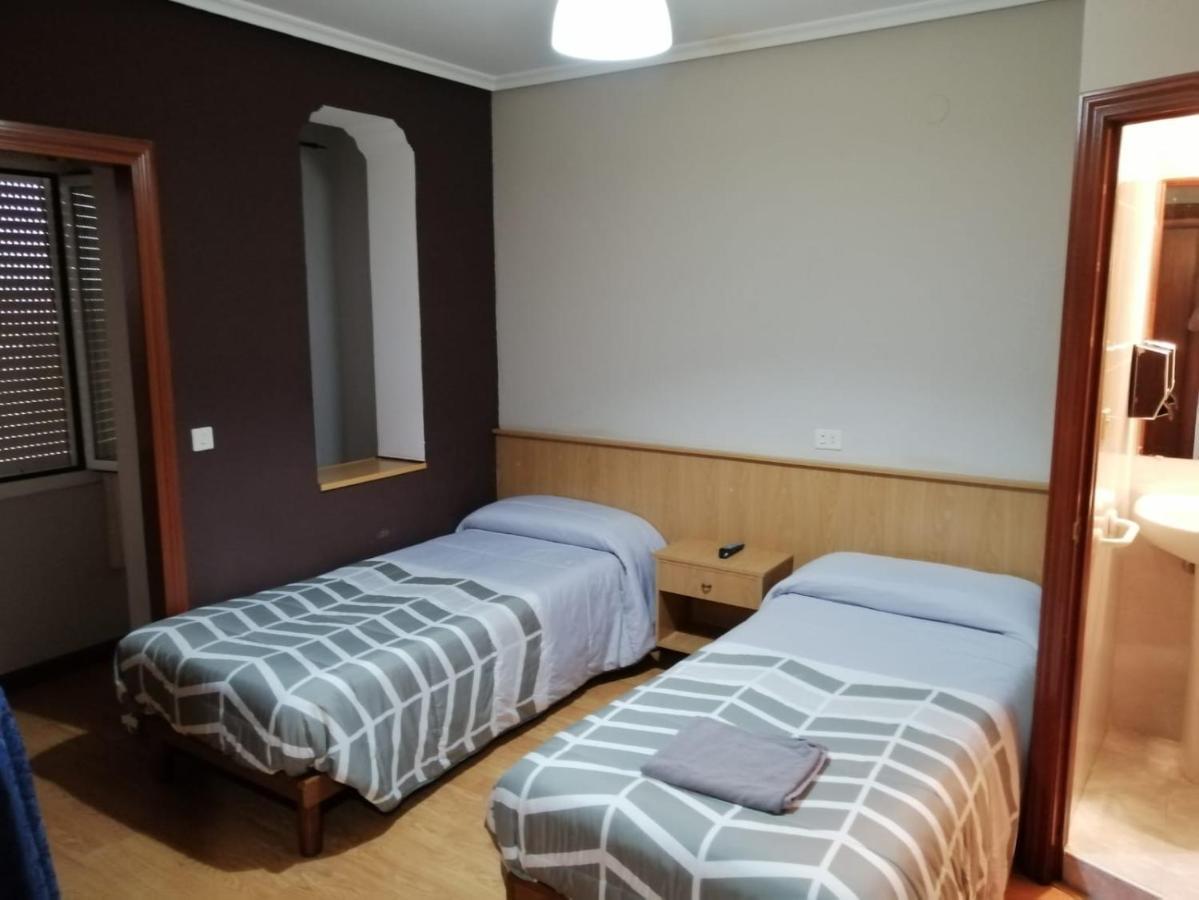 Hostal Castilla Miranda de Ebro Værelse billede
